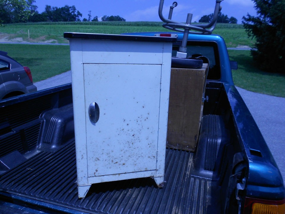 Local Pick Up Only Pa Vintage Metal Utility Kitchen Cabinet Enamel 