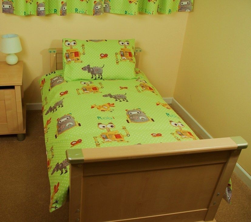 Kids / Childrens Robot Bedding or Bedroom Curtains **CLEARANCE**