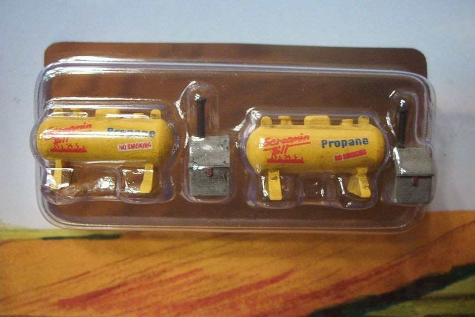 IMEX N SCALE SMALL PROPANE TANK 2/PK. RESIN BUILT UP BUILDING