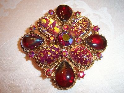   VINTAGE UNSIGNED SCHREINER ART CONFETTI AB RUBY CRYSTAL BROOCH