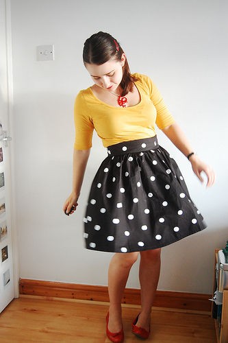   Rockabilly Black & White Polka Dot Print 50s Rock N Roll Swing Skirt L