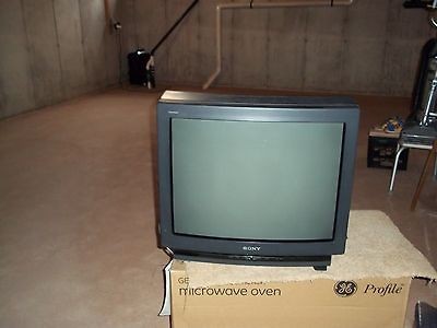 Sony Trinitron 27 TV