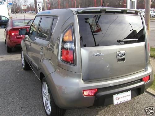 2012 kia soul spoiler in Spoilers & Wings