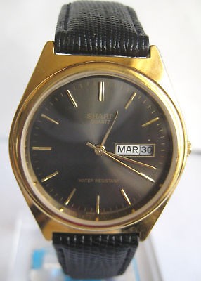 VINTAGE SHARP QUARTZ JAPAN MEN WATCH