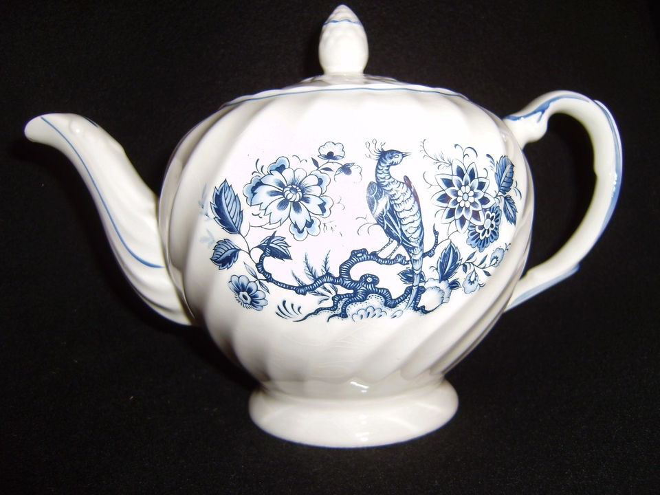   Ellgreave (Wood & Sons) Ironstone Teapot with Peacock Motif MINT
