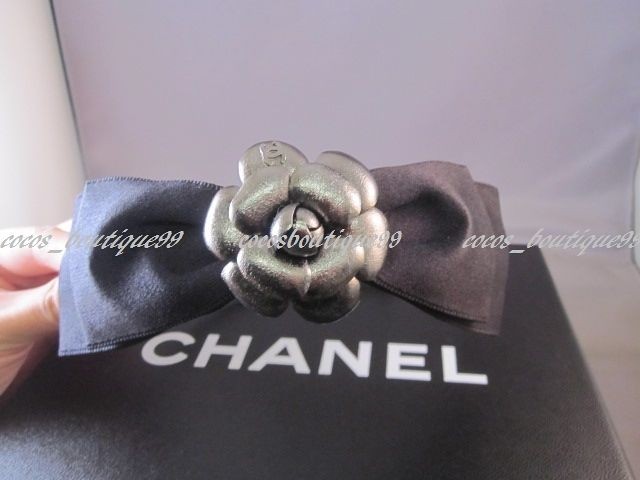 Auth CHANEL 12P Silver Camellia CC Hair Band Headband Rare