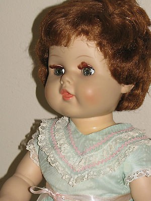 Vintage 1950s AMERICAN CHARACTER Toodles 22 (56 cm) Flirty Eyes 