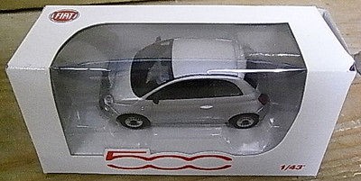   NOREV * ORIGINAL FIAT 500 DIE CAST METAL * TOY MODEL CAR 1/43 GERMAN