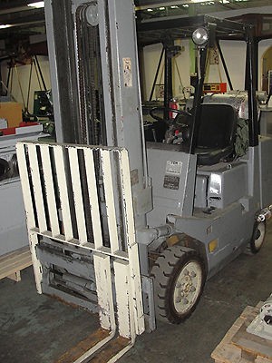   Model FCG 25N6 5000 LB. Capacity Ride On Propane Fired Forklift Truck