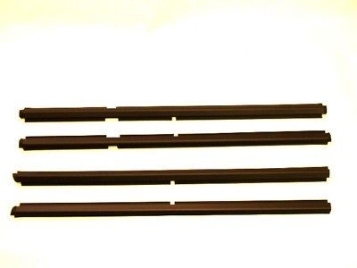 1999 2004 GRAND CHEROKEE DOOR WINDOW WEATHERSTRIP SET