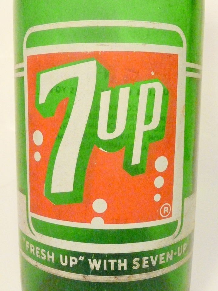 vintage SODA BOTTLE   7UP of JOHNSTOWN, PA    ACL SODA / QUART POP 