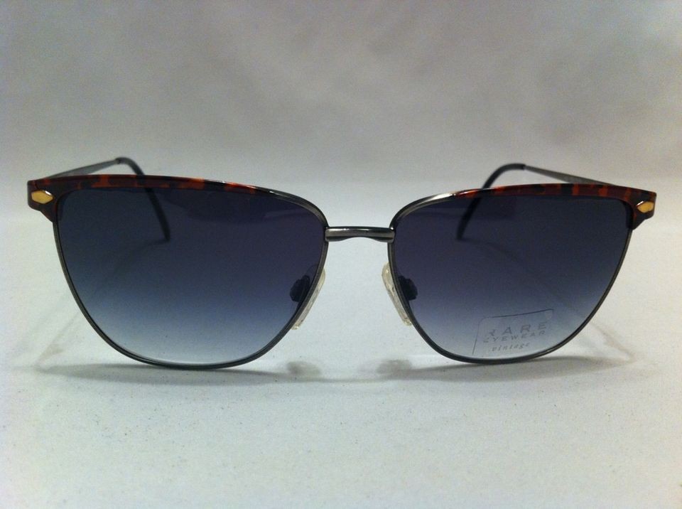 vintage gucci sunglasses in Clothing, 