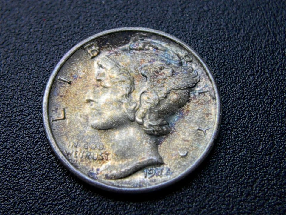 Toned 1944 S MERCURY Winged Liberty DIME (UNC)