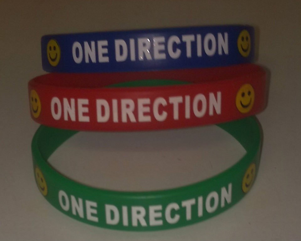 ONE DIRECTION BRACELET/WRISTBANDS