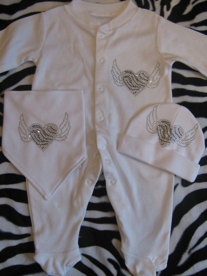 BABY GIRLS BOYS ZEBRA HEART ANGEL WINGS CLOTHING BUNDLE GIFT SET 