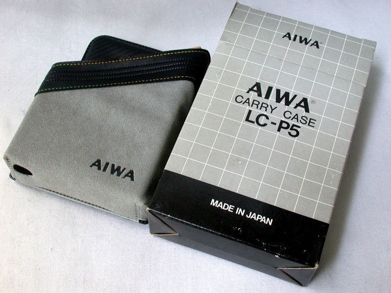 AIWA carry case LC P5 for HS P05 walkman