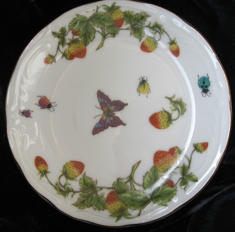 ARDALT BUTTERFLIES AND STRAWBERRIES BREAD / ROLL PLATE