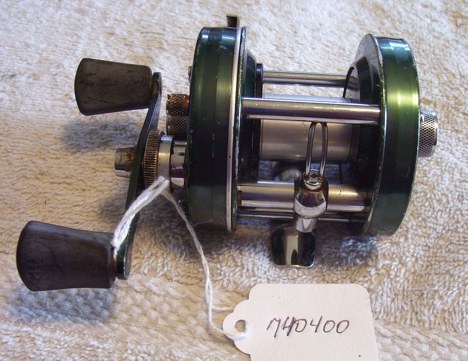 ABU GARCIA AMBASSADEUR 5000D REEL SERIAL #740400 GREEN