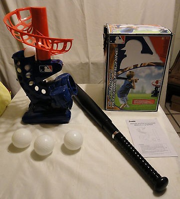 ATEC Casey baseball pitching Machine W/ Auto Feeder 30  100 mph*New 