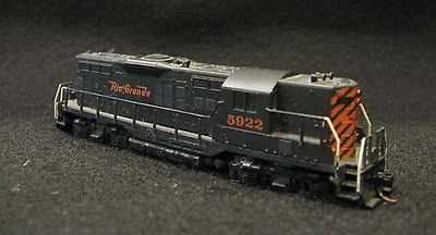 Atlas N Scale GP 9 RIO GRANDE #5922 Diesel Locomotive #4333