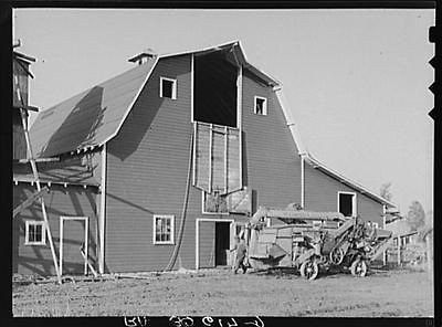 Threshing machine,barn near Littlefork,Min​nesota