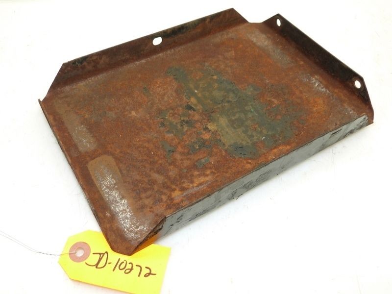 John Deere 110 112 Battery Tray M43094