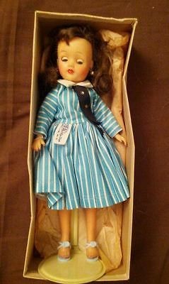 1950s IDEAL 10 BRUNETTE LITTLE MISS REVLON VINYL DOLL w OUTFIT IN 