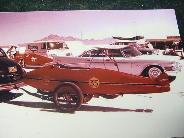   streamliner towing thru Bonneville Pit BURT MUNRO 1962,nice trailer