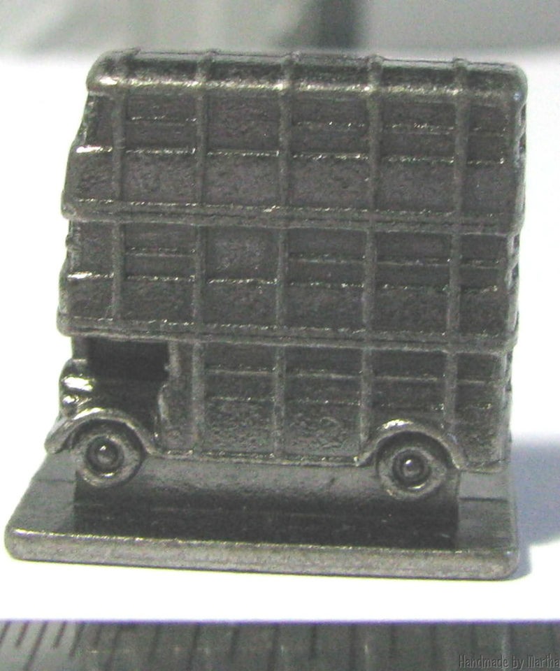   Scene It? Harry Potter 2nd Triple Decker Bus pewter pawn metal token