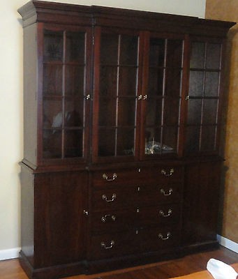 THOMASVILLE REPLICAS CHINA CABINET