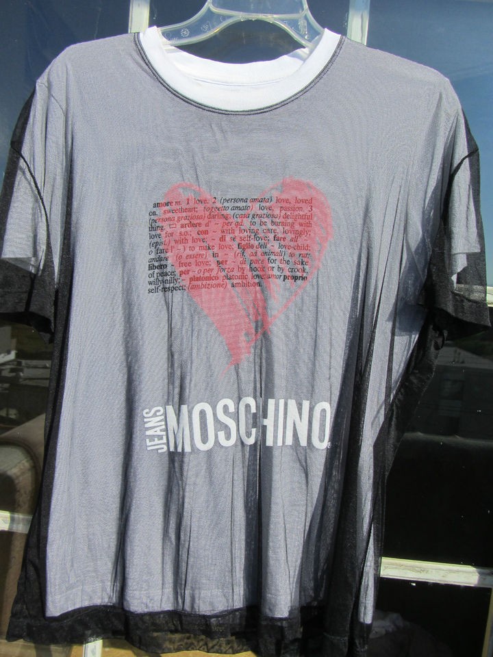 MOSCHINO jeans Vintage Love Theme T shirt in EXCELLENT CONDITION VERY 