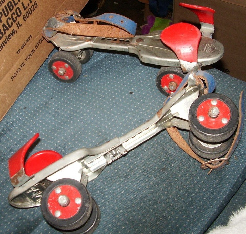 Vintage Metal Roller Skates_Excelle​nt Shape_No Key