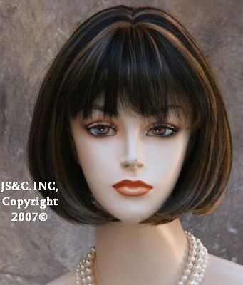 Classic Sophisticated Short Bob Black blonde mix WIG w. wispy Bangs 