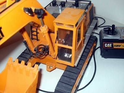 Large Scale Remote Controlled C 245D CAT Excavator Smokes lights FREE 