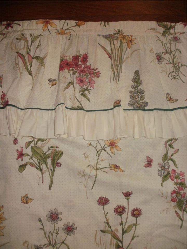 JC PENNEY~SOFT CREAM PIN DOT~PINK BOTANICAL FLORAL~VALANCE~RUFFLE 