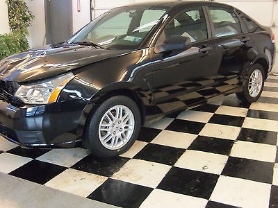 Ford  Focus SE Sedan 4 Door 2011 Focus SE, 21k, , Salvage 