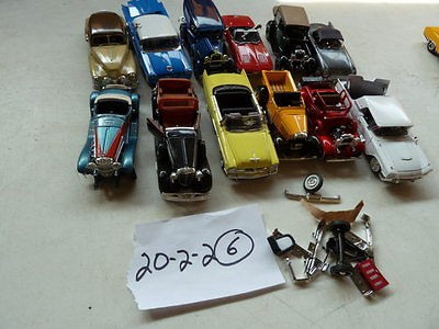 12 132 DAMAGED RETURNED DIECAST CARS, GREAT FOR JUNK YARD DIORAMAS 