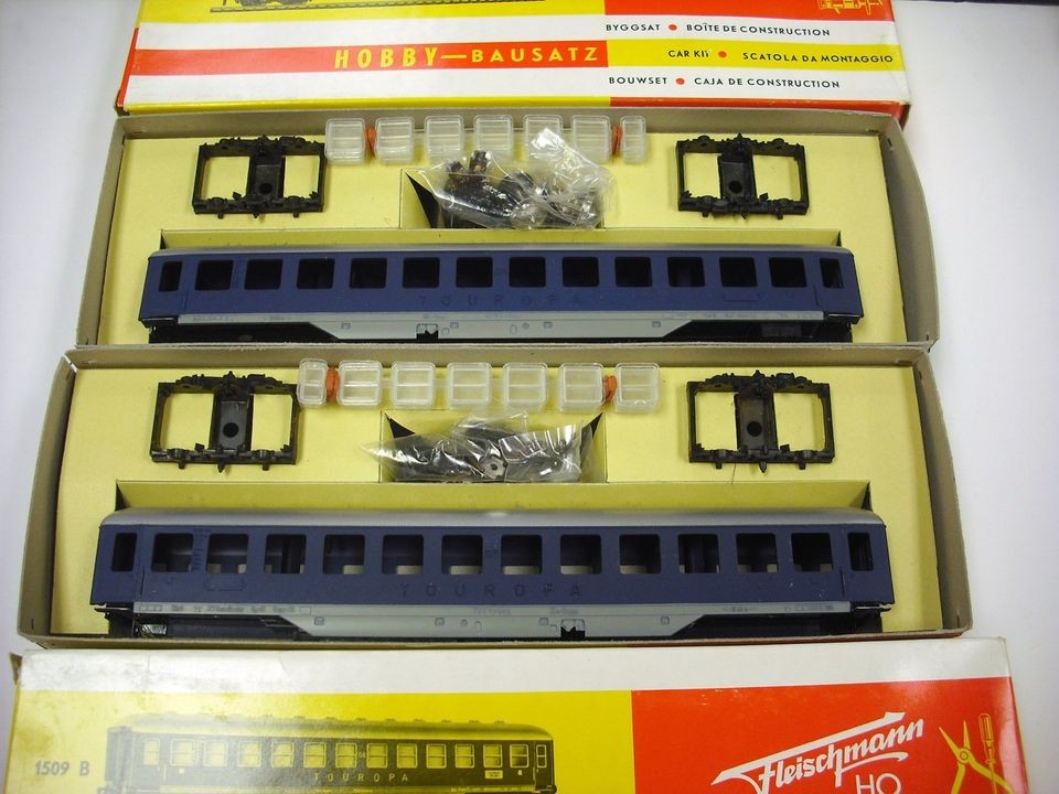 Fleischmann HO Scale (2) VINTAGE Fleischmann Coach Touropa Kits # 1509 