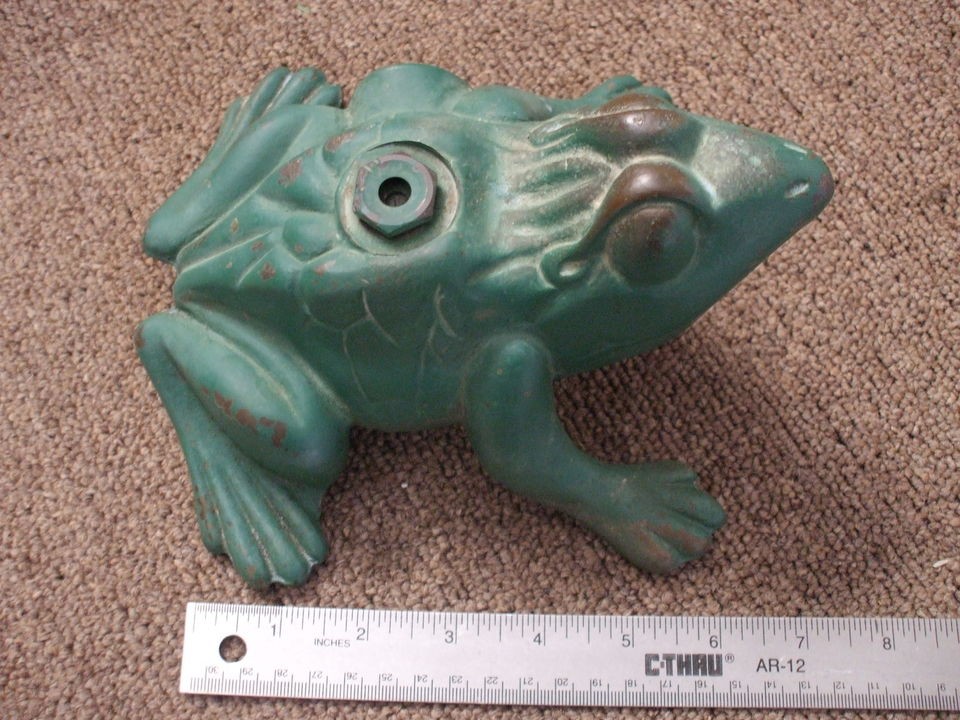 VINTAGE CAST IRON Water Sprinkler (frog)