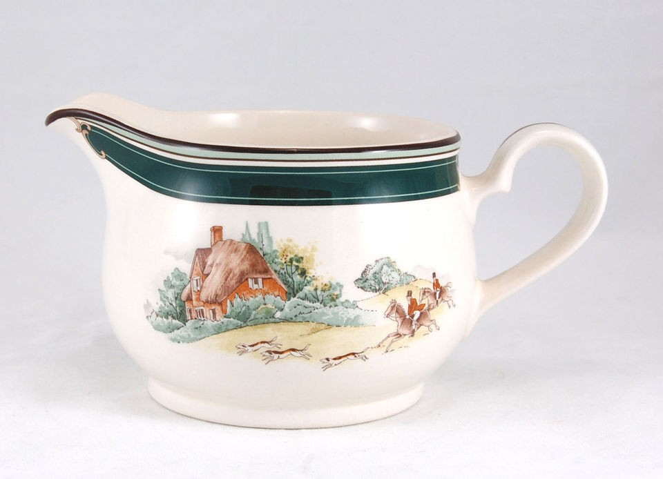 Noritake Keltcraft PURSUIT #9170 Gravy Boat 7.5” Hunt Horses Riders 