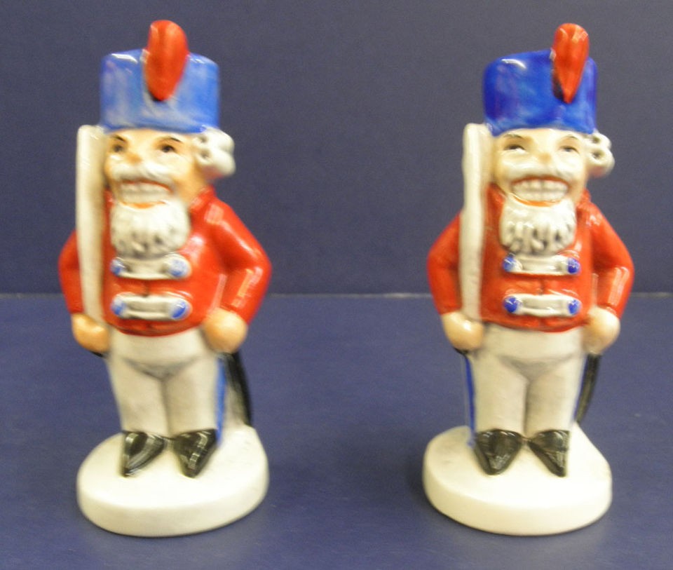 Goebel Pair of SOLDIER/NUTCRA​CKER Figurines