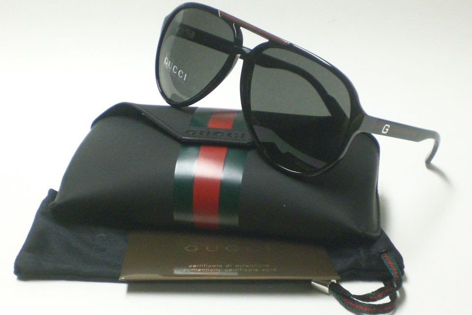 gucci sunglasses in Womens Accessories