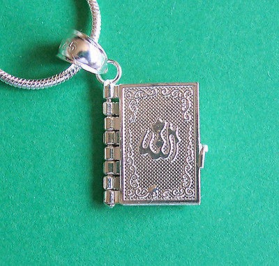 QURAN ARABIC ISLAMIC MUSLIM PRAYER STERLING SILVER .925 BOOK LOCKET 