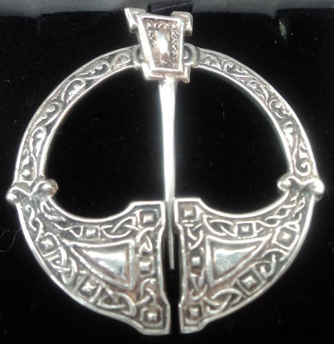 Silver Scottish Iona AR Brooch   Alexander Ritchie 1930