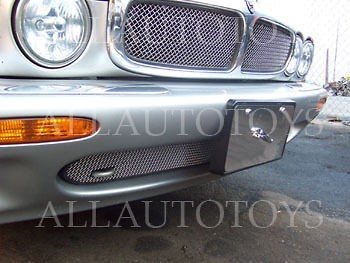 Jaguar XJ grill in Exterior