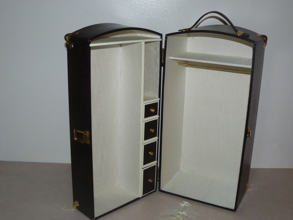 Franklin Mint Josephine Gibson Doll Wardrobe Trunk & Four Hangers 