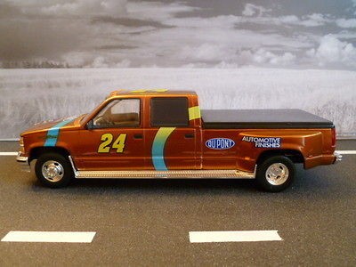 Jeff Gordon #24 Chromalusion Chevy Truck Dually Bank Brookfield 