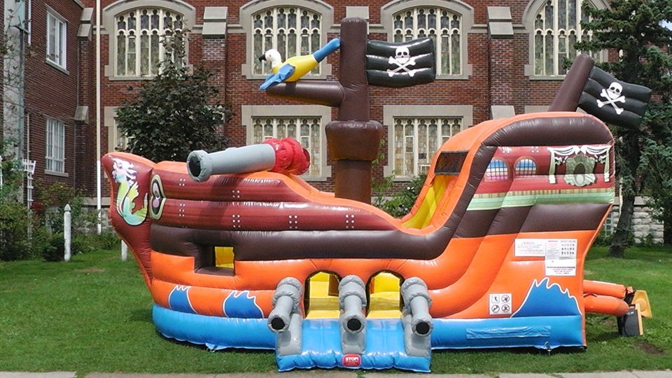 New Commercial Inflatable Pirate Bounce House Combo Moonwalk Slide 