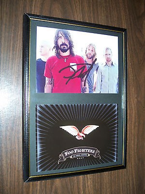LTD EDITION SIGNED FRAMED DAVE GROHL FOO FIGHTERS *COA