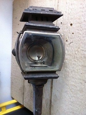 ANTIQUE CARRIAGE KEROSENE LANTERN   VINTAGE CAR TRAIN LAMP